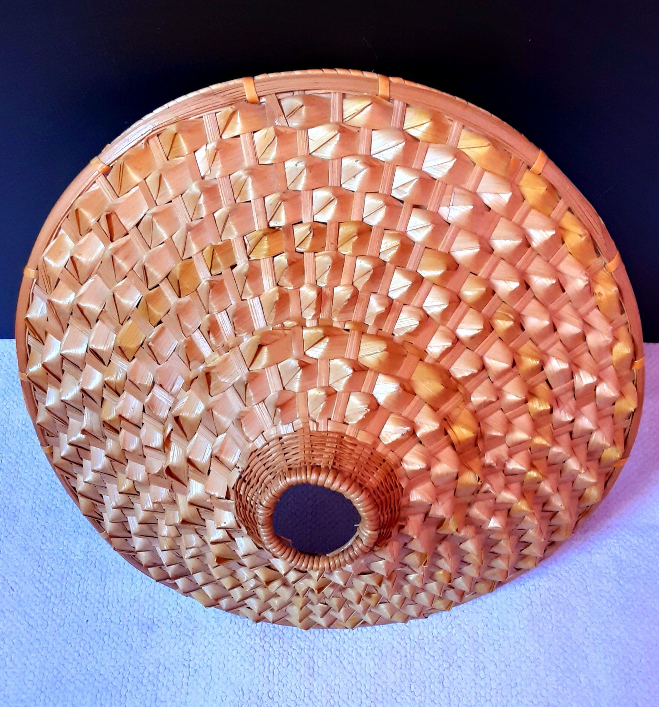 Suspension pagoda in banana leaves