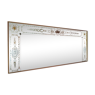 Venetian brewery mirror - from bistro to eglomerized glass