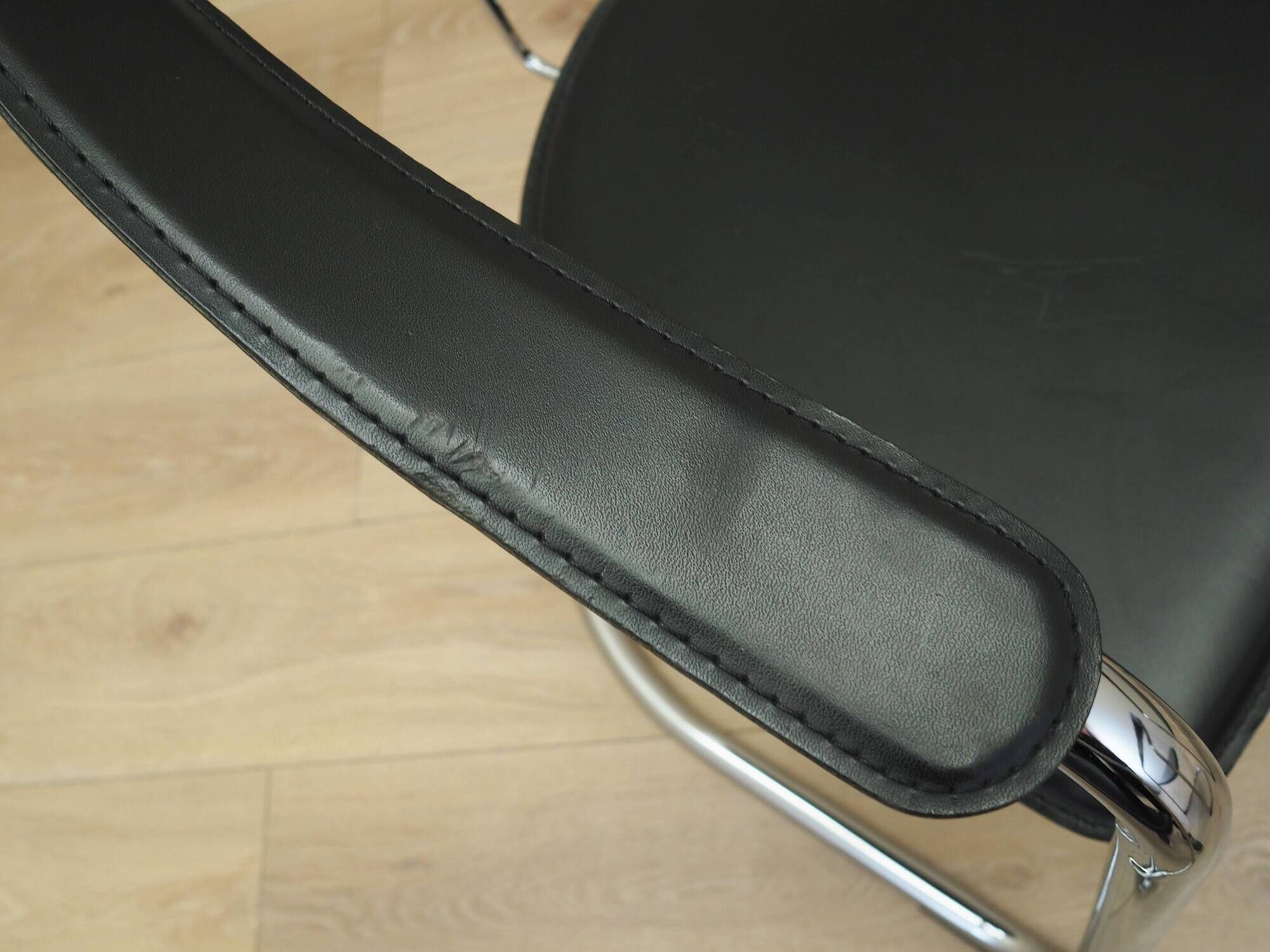 Set of four chairs, Italian design, 1980s, production: Italy