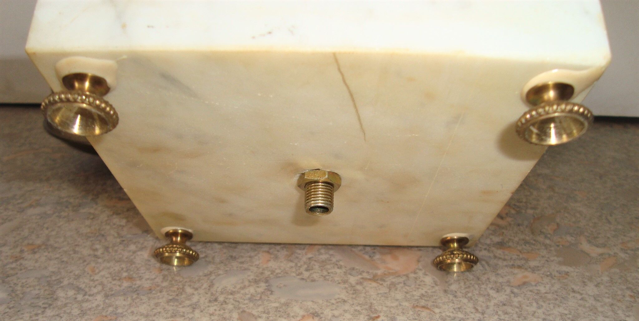 Balance justice brass base marble vintage 50