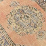 Tapis vintage en laine fait main, saumon doux et bleu marine, 183x264 cm