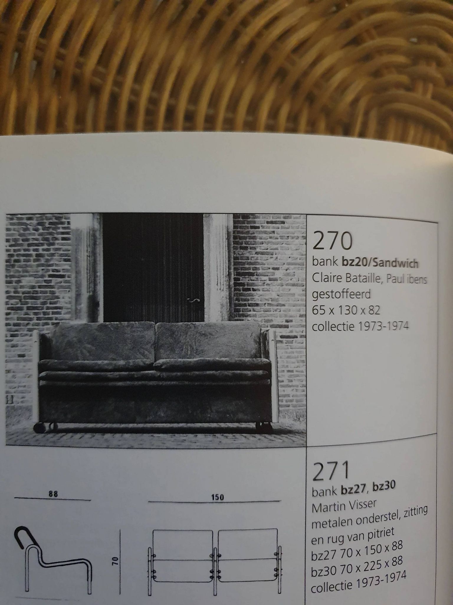 Sandwich sofa / Clair Bataille. Paul Ibens. Upholstered. 65 x 230 x 82. Collection 1973-1974. 't Spectrum. Fully original