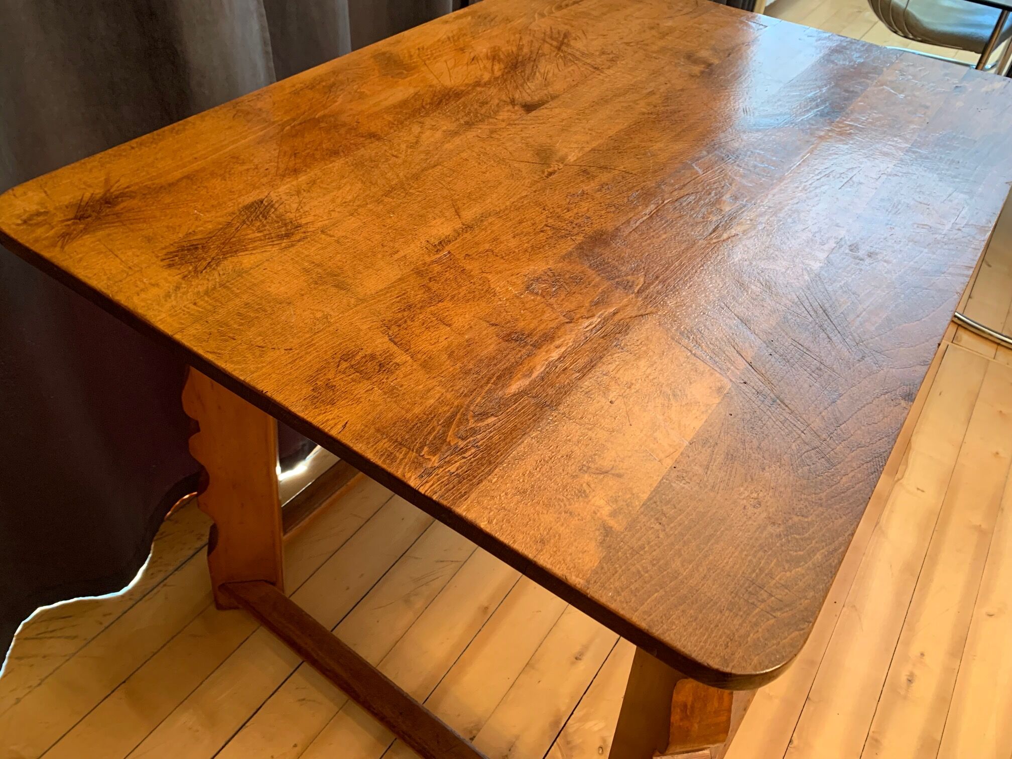 Table tyrolienne Autriche années 1930