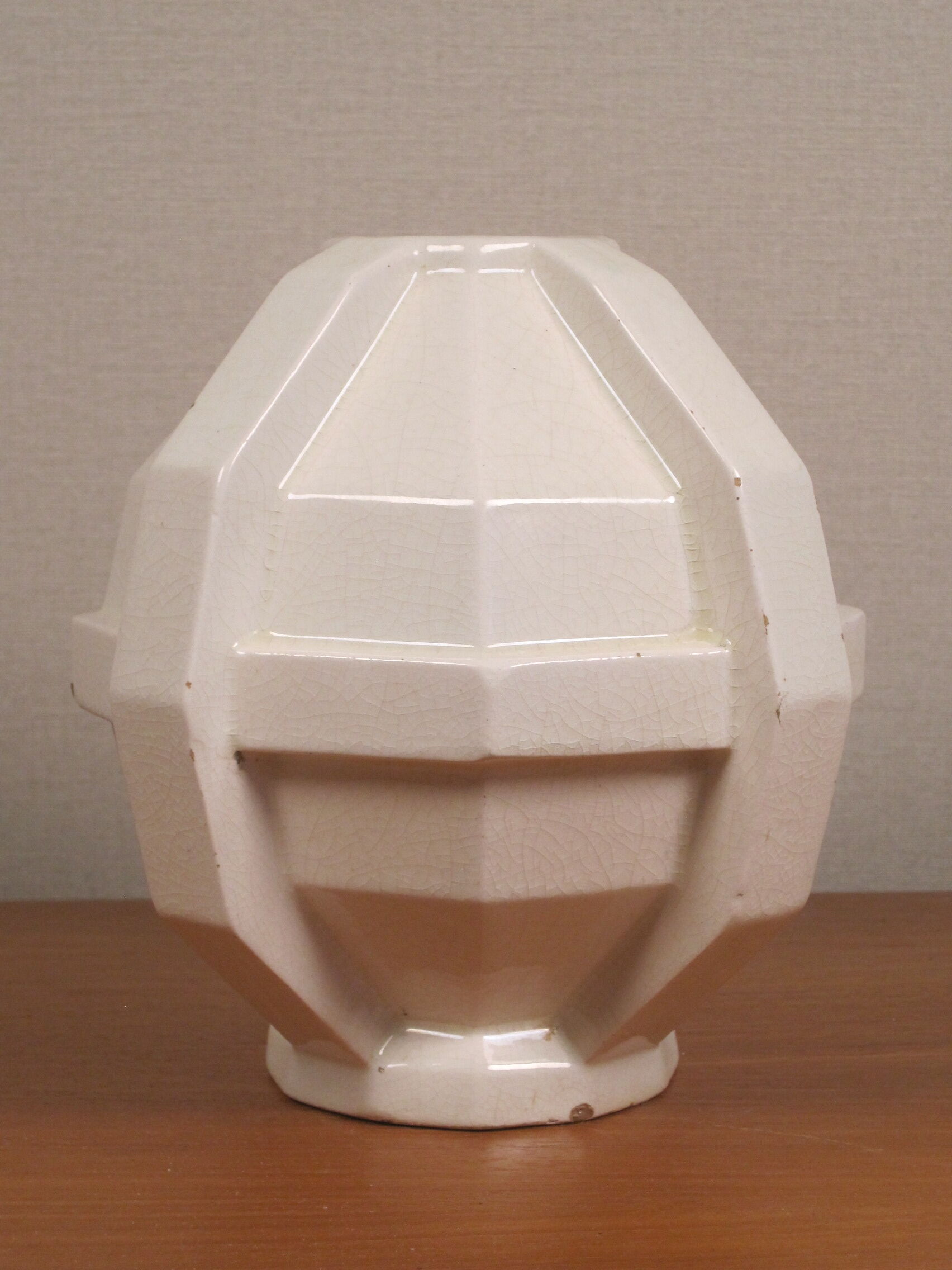 Modernist art deco ball vase in ecru white cracked glazed earthenware, signed saint clement n° 778