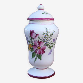 Porcelain medicine jar