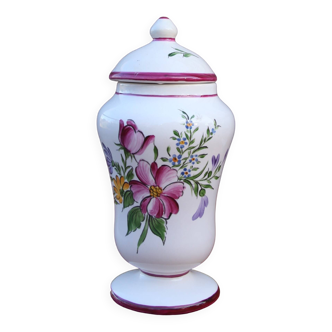 Porcelain medicine jar