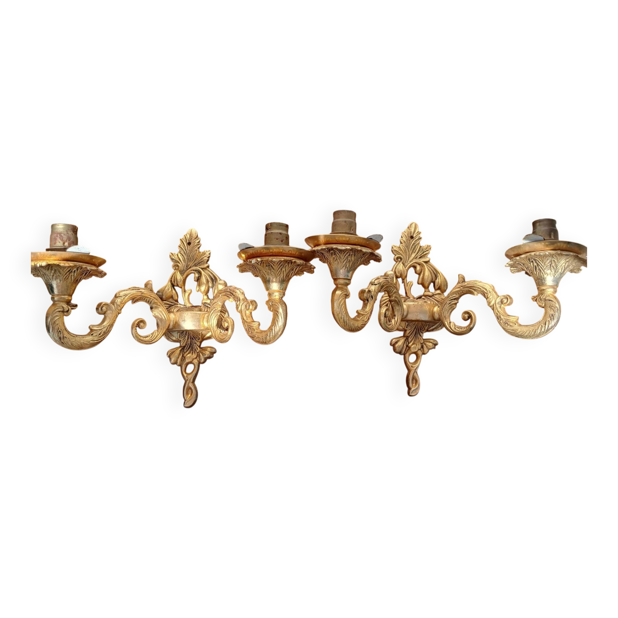 Pair of wall sconces in gilded bronze, Rococo style, Louis XV.