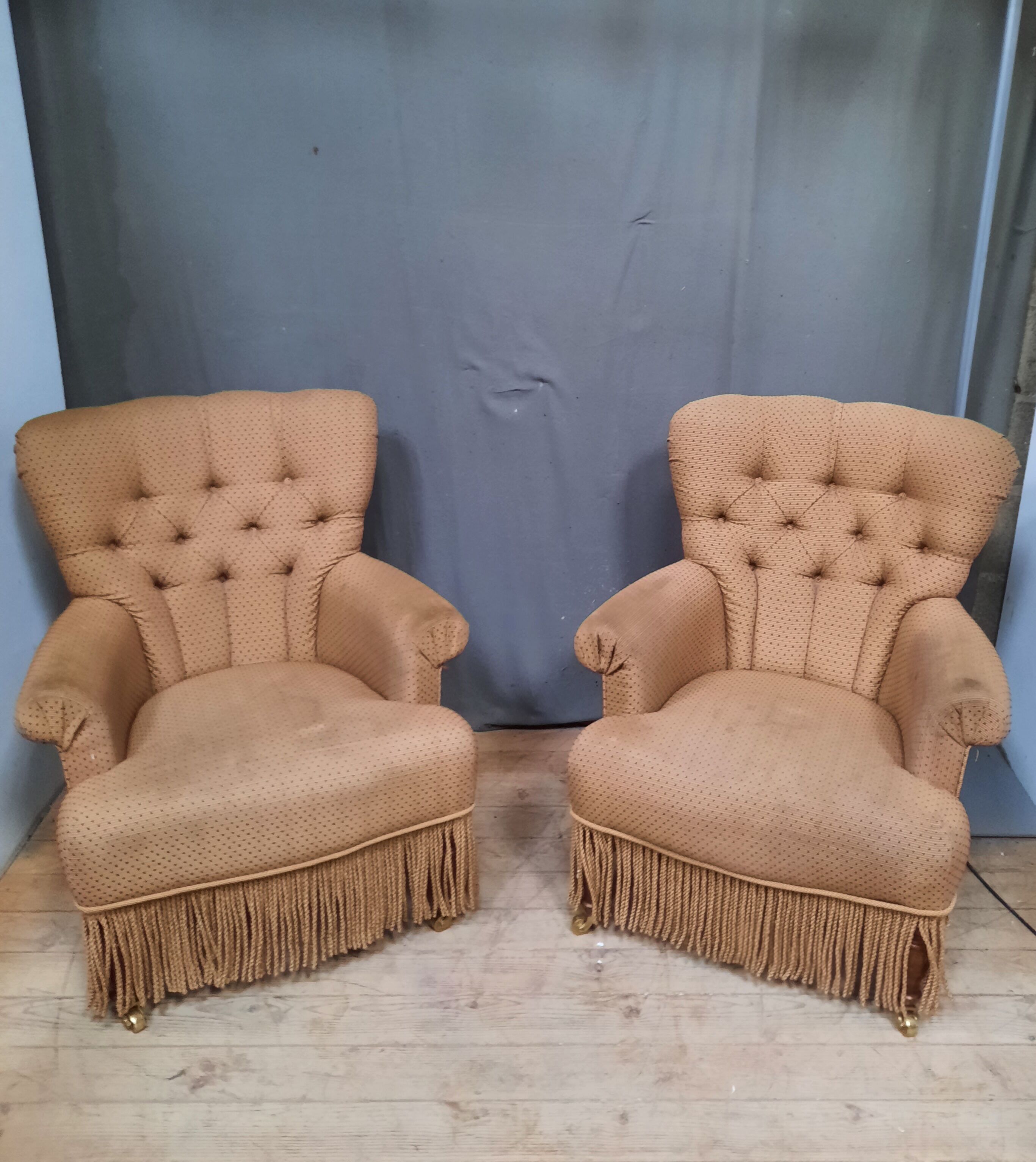 Pair of toad armchairs