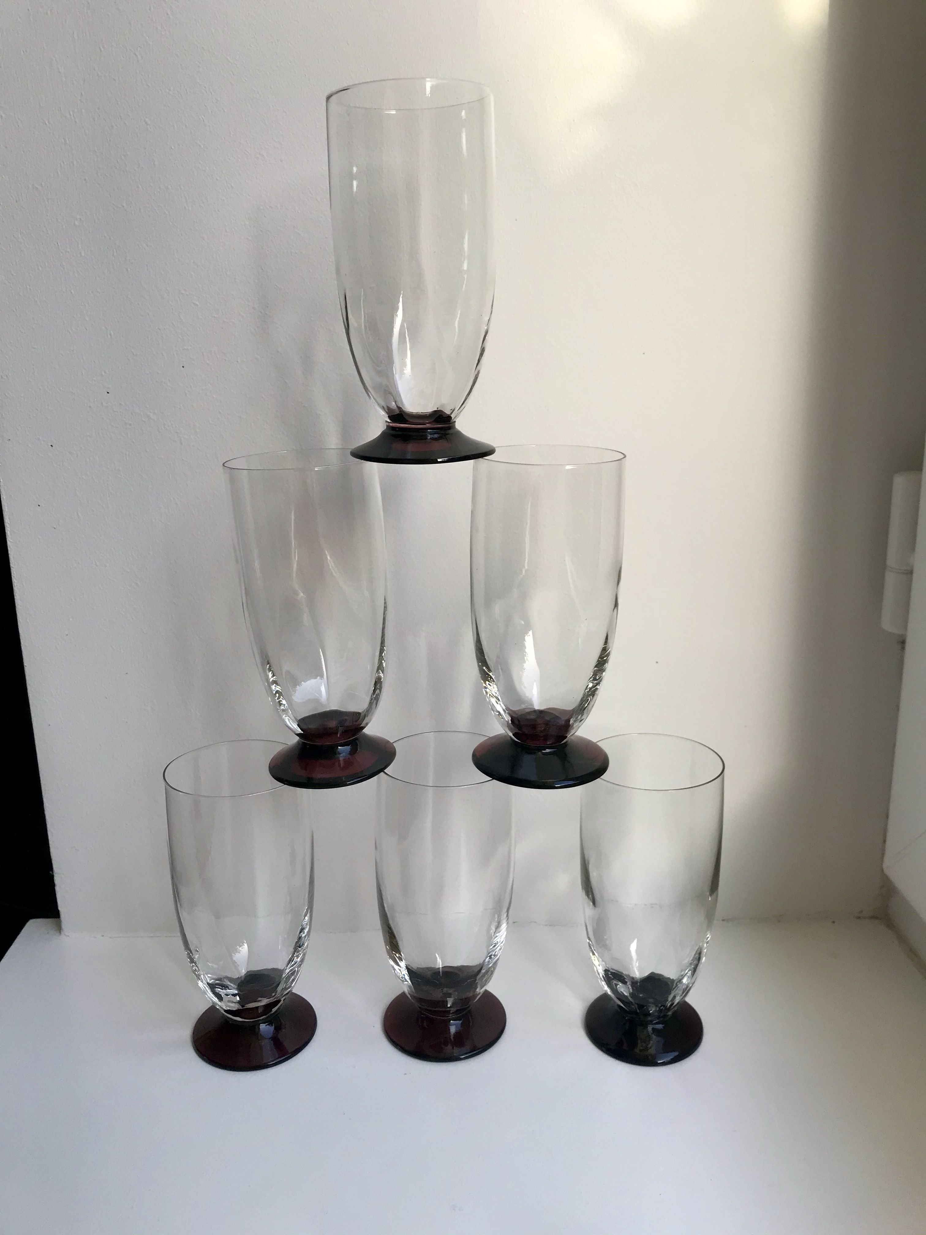 Set of 6 champagne flutes with purple feet Art Deco 30s