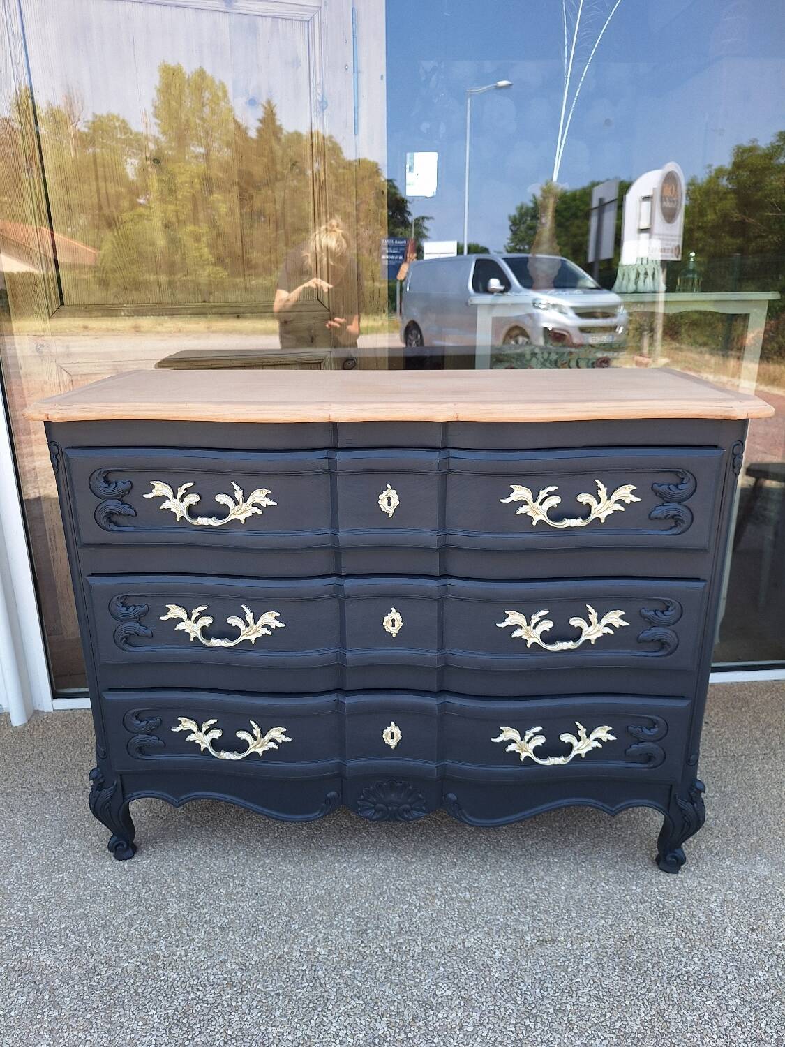 Regency chest of drawers