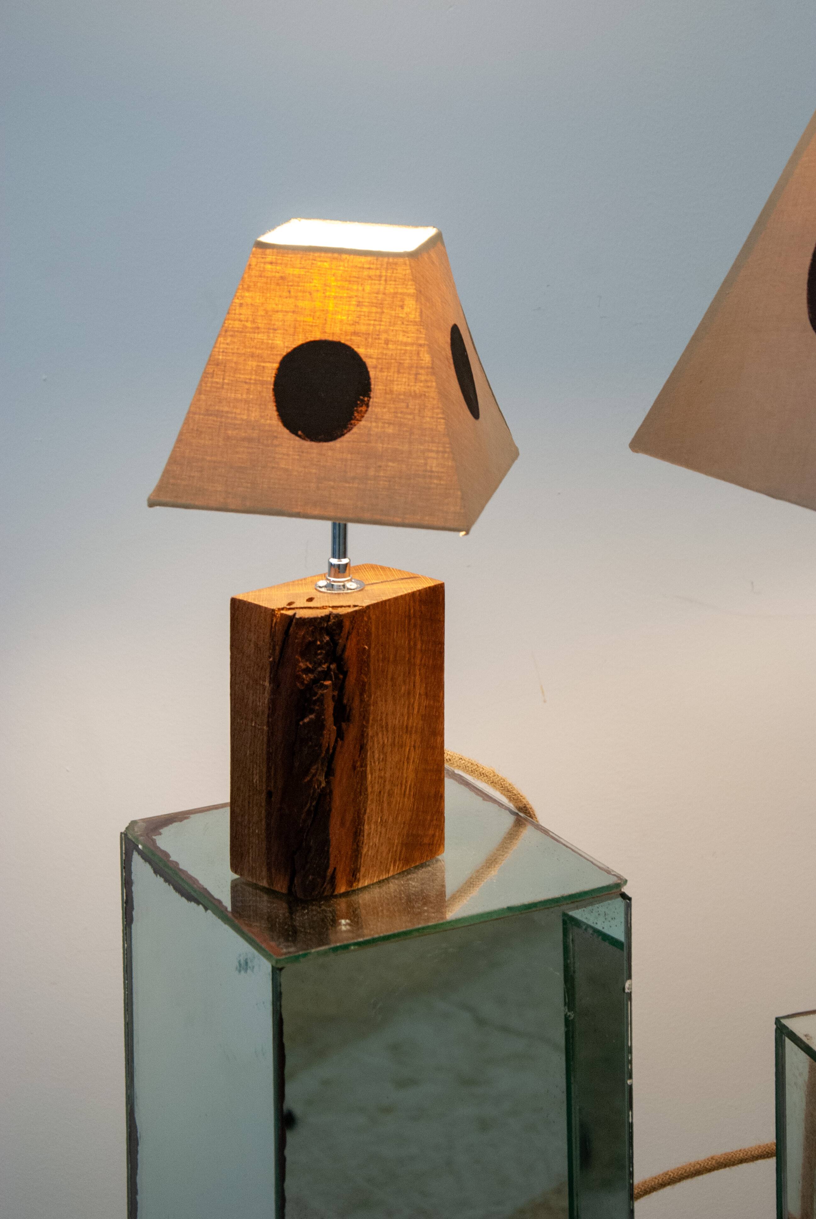 Moro bedside lamp