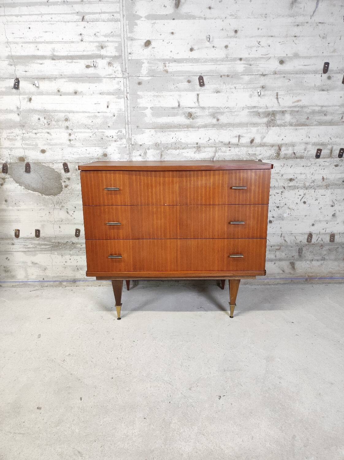 Vintage chest of drawers