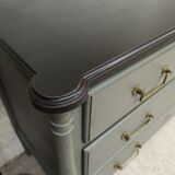 Old-style shabby chic gustavian patina
