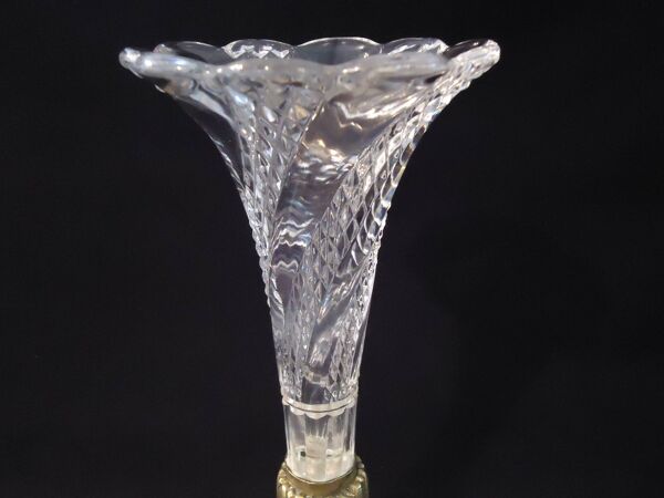 Vase cornet ou tulipe, Centre de table, cristal de Baccarat 19ème siècle