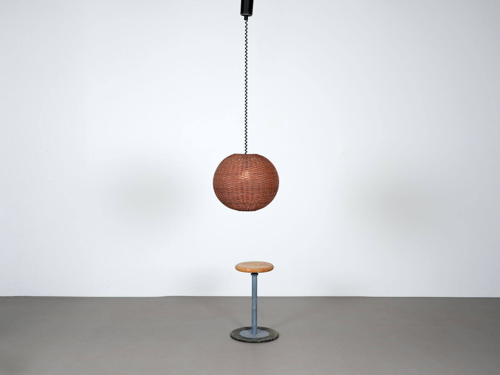 Suspension with rattan marrow rise and fall circa 1970
