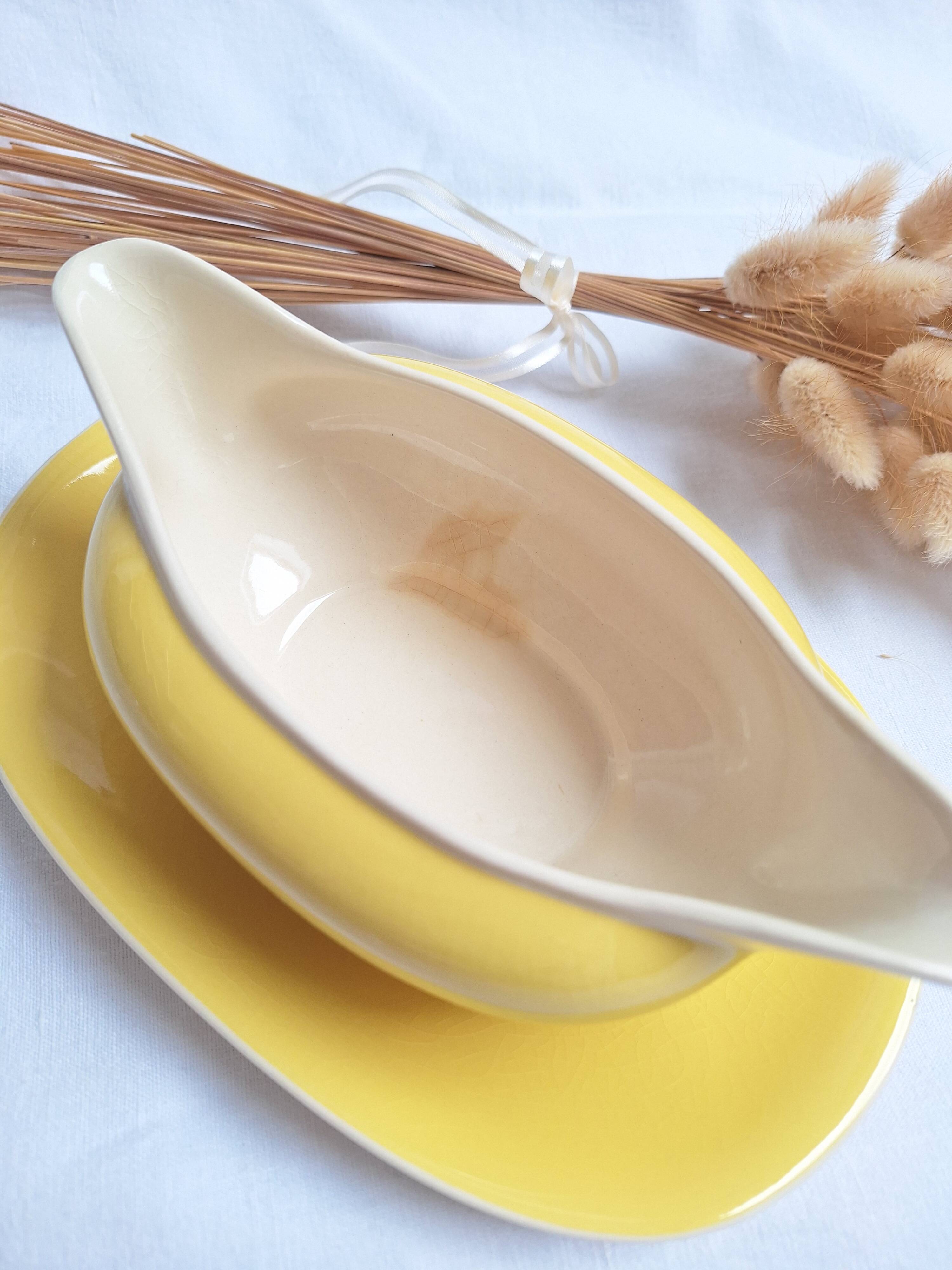 Villeroy & Boch yellow sauce boat