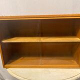 Wooden display shelf