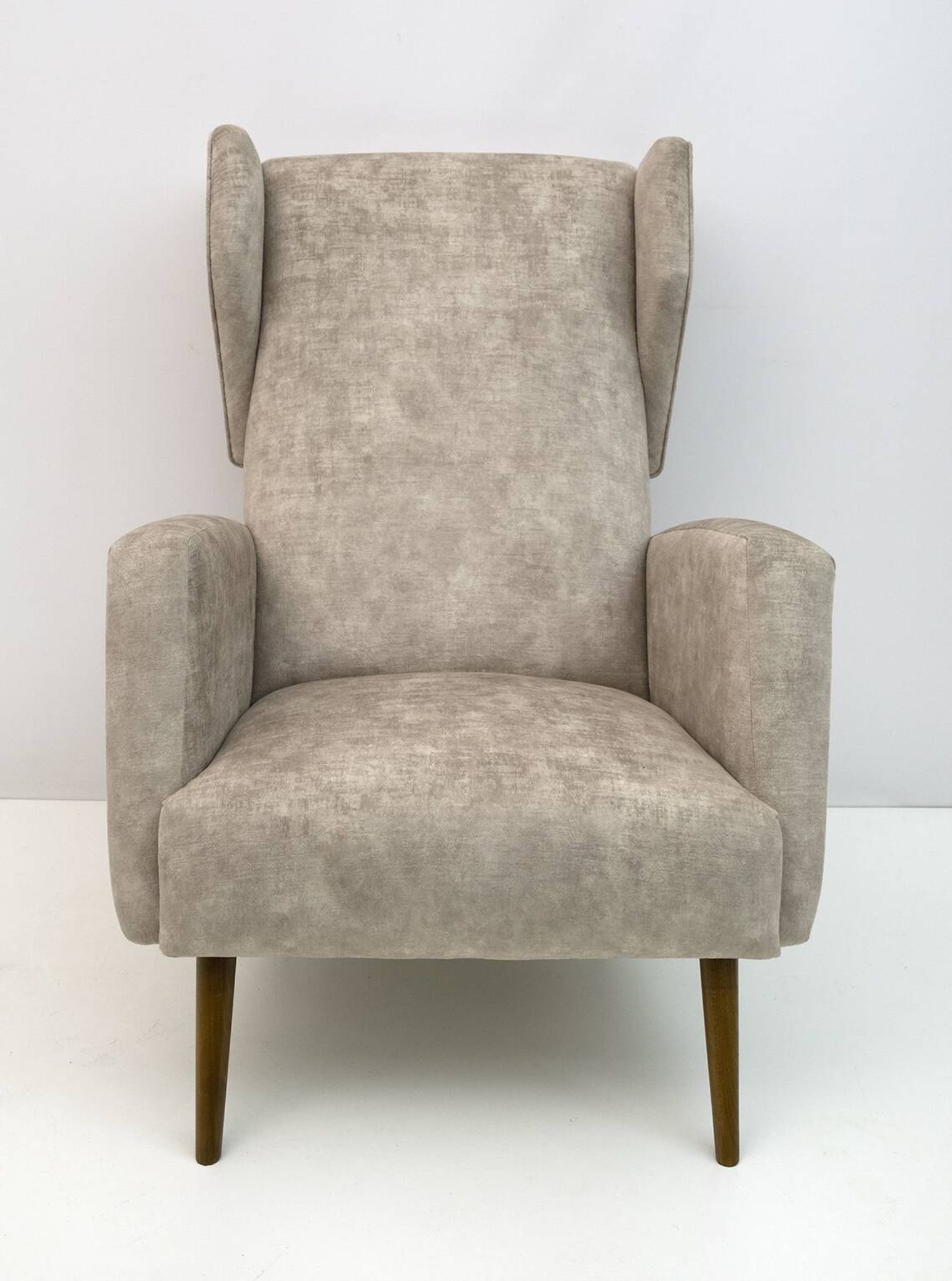 Pair of Gio Ponti Mid-Century Modern Italian Velvet "Alata" Lounge Chairs