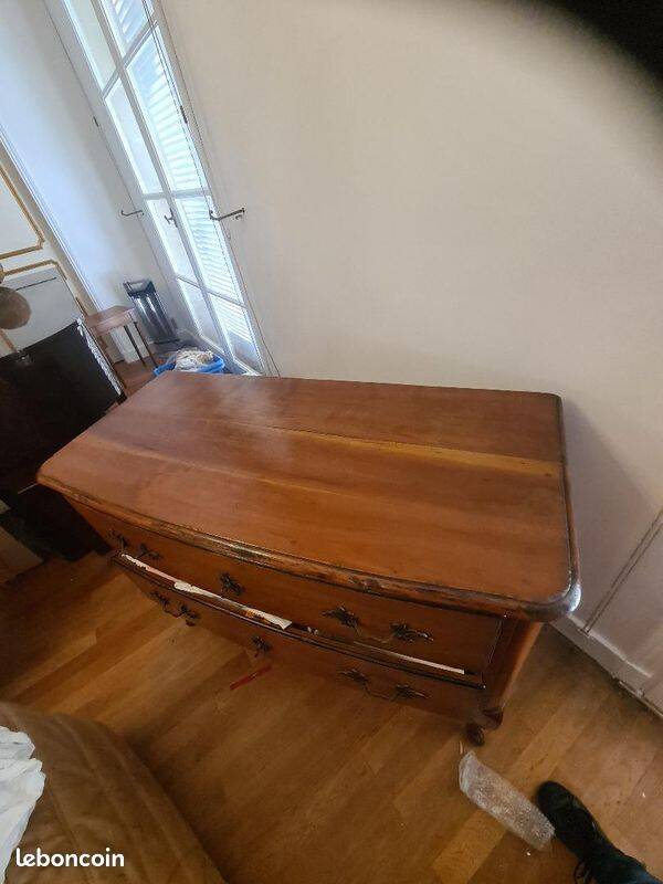 commode Mailfert style hache louis XV