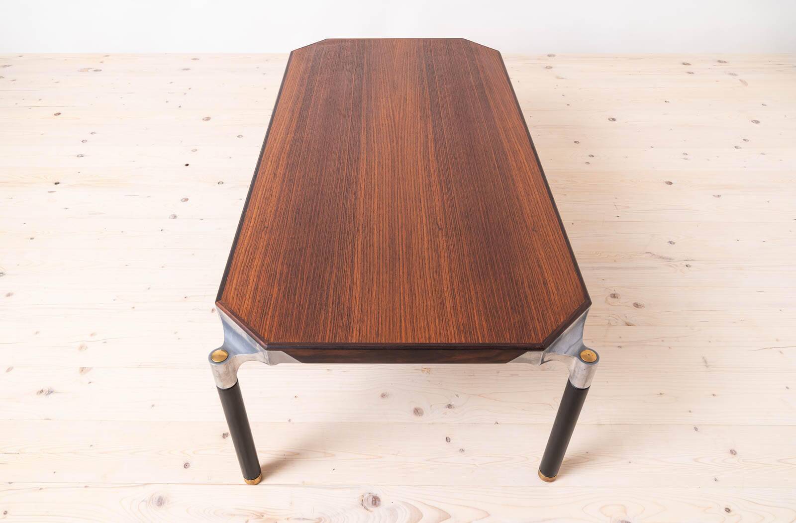 Italian coffee table, Italian design, 1970s