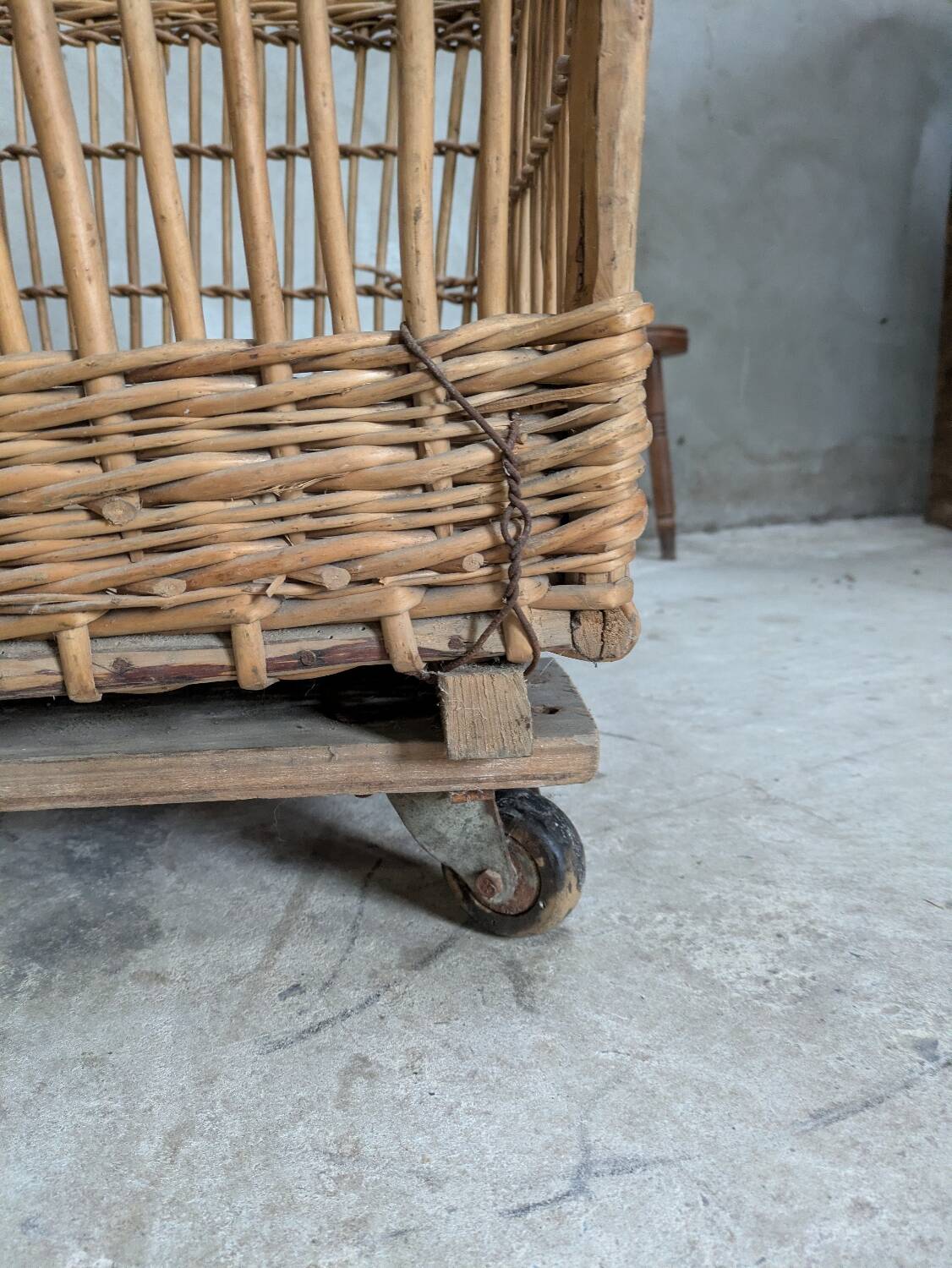 Large laundry basket