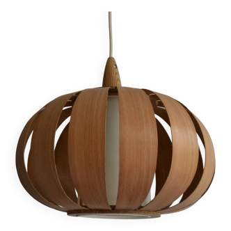 Scandinavian pendant light from the 60s/70s teak slats