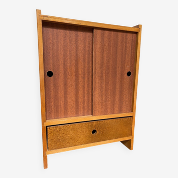 Armoire de rangement