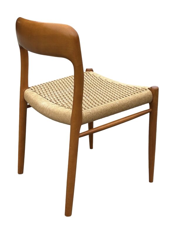 Lot de 4 chaises JL Moller modèle 75 par Niels Otto Moller Design Danois