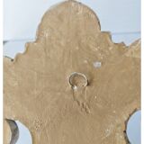 Hanging plaster molding