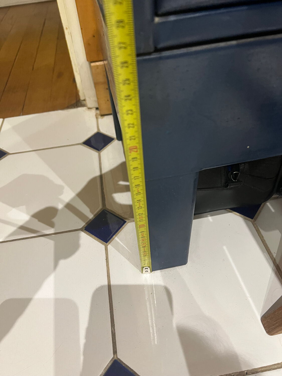 Metal storage furniture