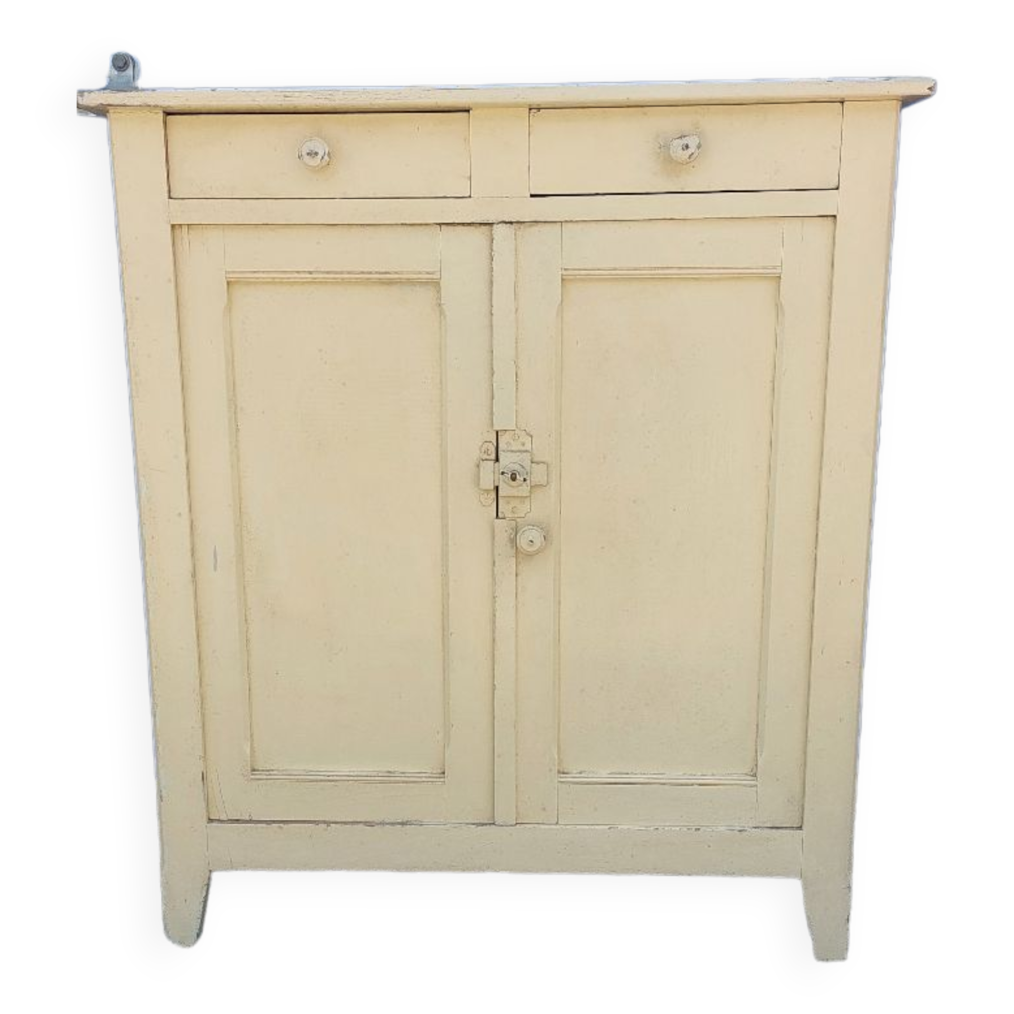 White Parisian buffet