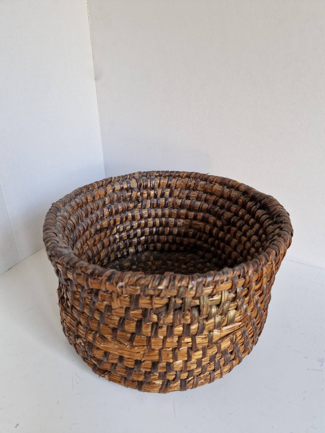 large straw basket banneton folk art bread bakery