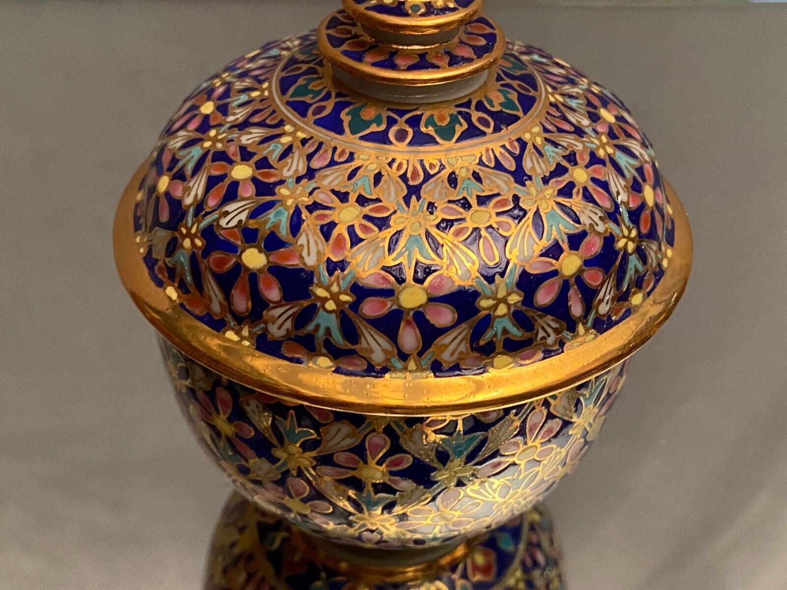 Sucrier bonbonnière pot couvert porcelaine Thaïlande