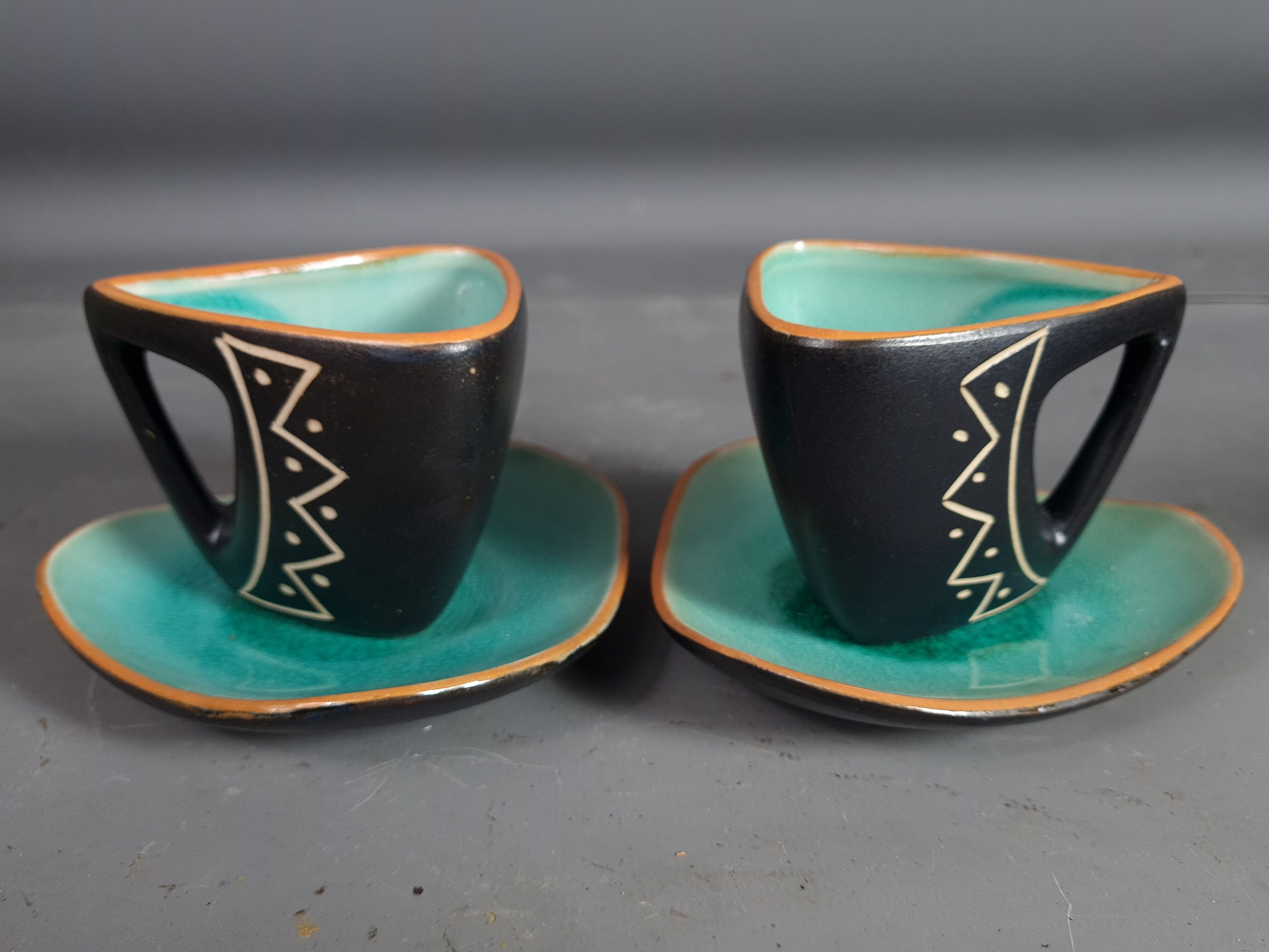 4-cup coffee set and 1980s pourer.