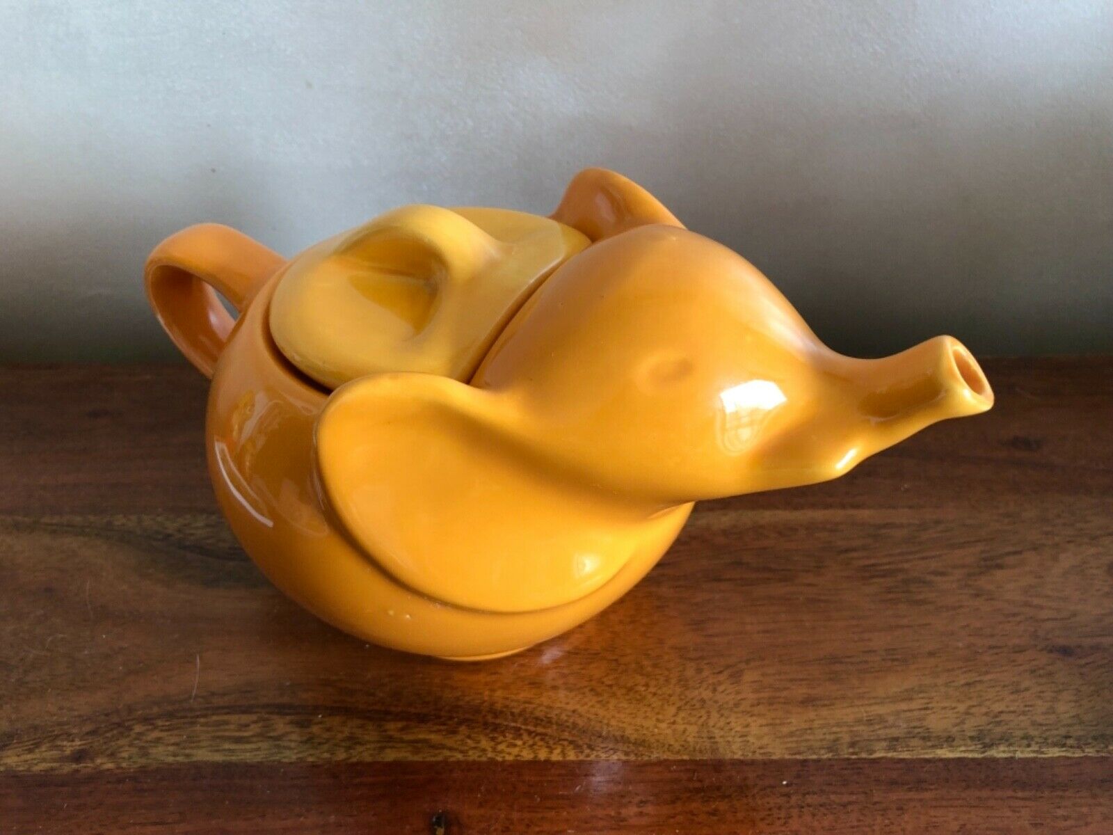 Vintage orange elephant porcelain teapot 1980 France