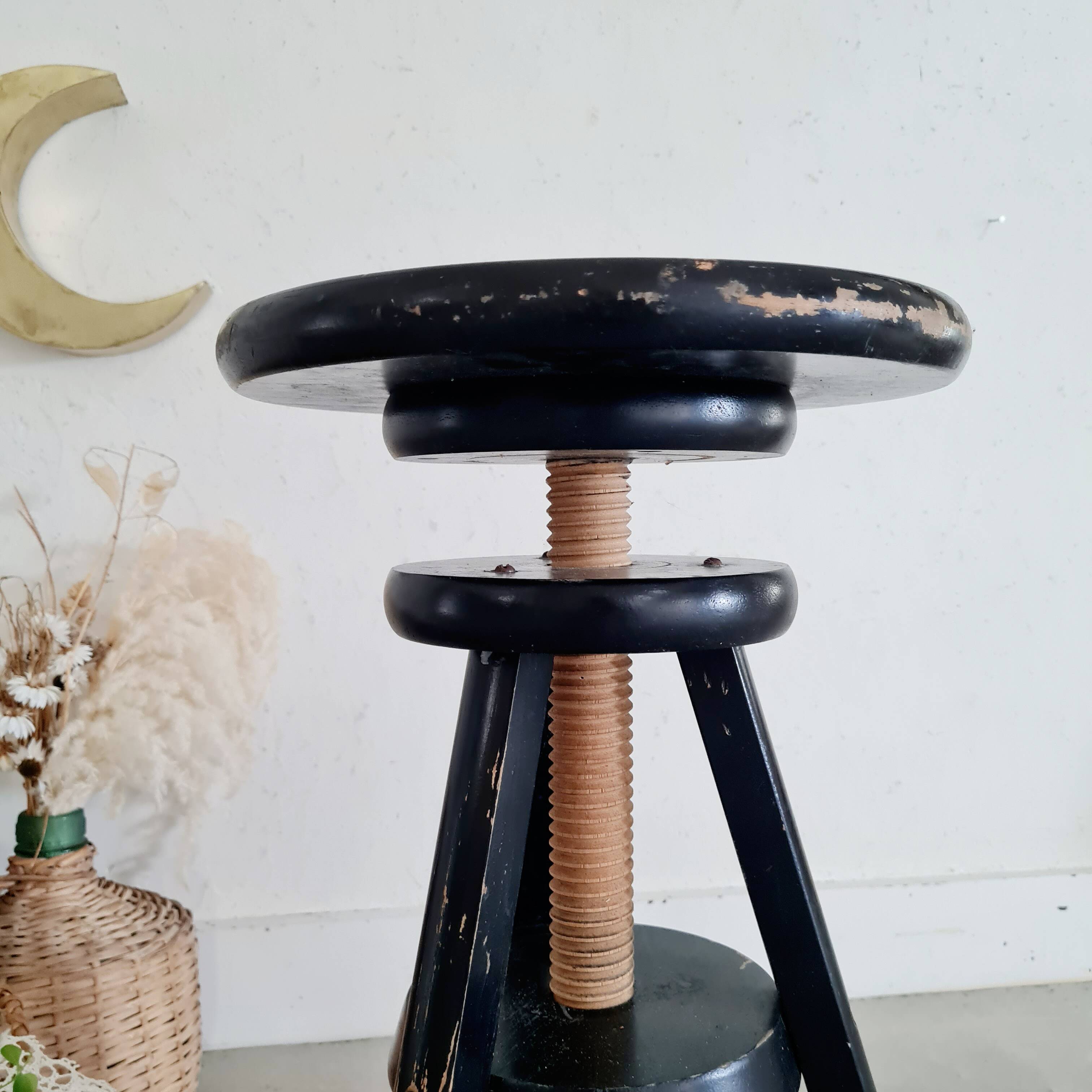 Antique black piano stool in adjustable wood