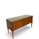 Une commode italienne vintage de style moderne du milieu du siècle