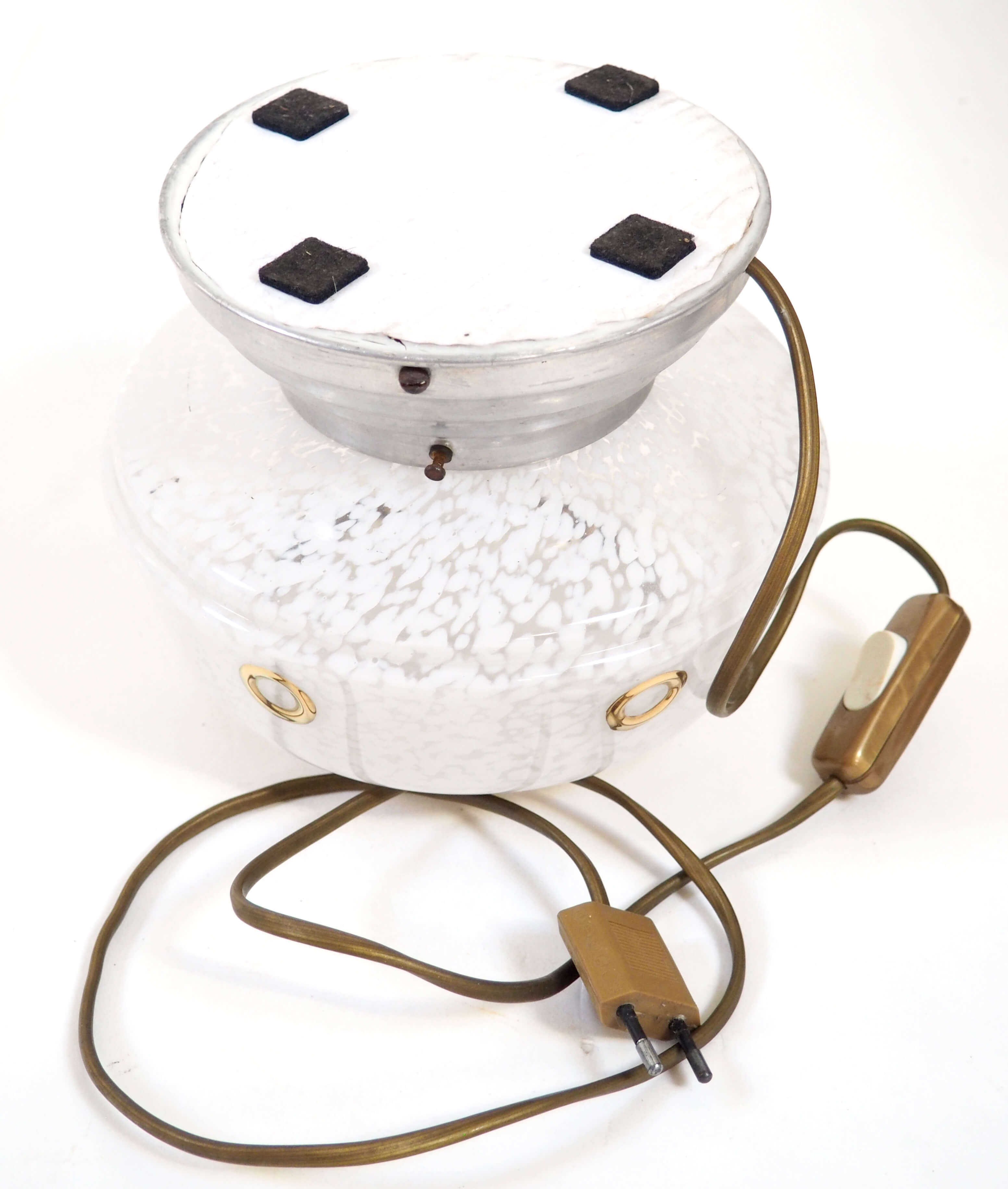 Lamp 40