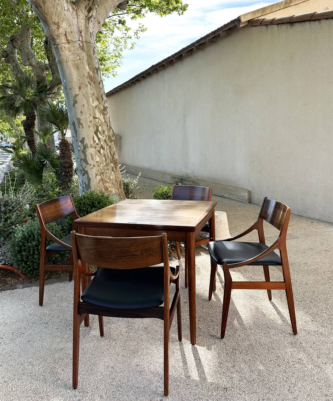 Danish extendable dining table and games table in Rio rosewood, 1960.