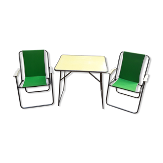 Vintage 1960s camping table and chairs