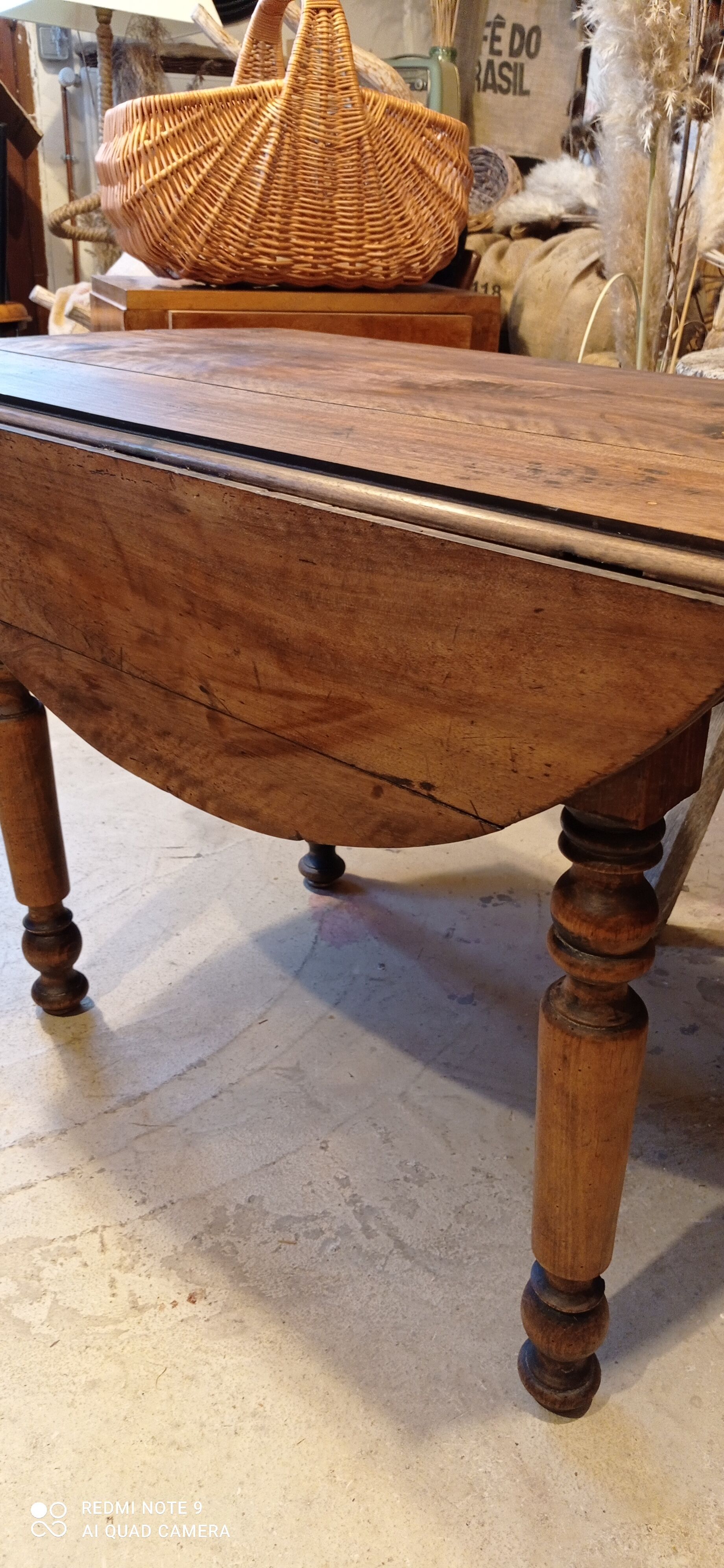 Flap farmhouse table