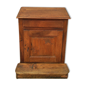 Walnut desk in the early 19th century