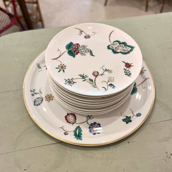 Dessert service Bernardaud, 1 course and 12 plates, Limoges porcelain