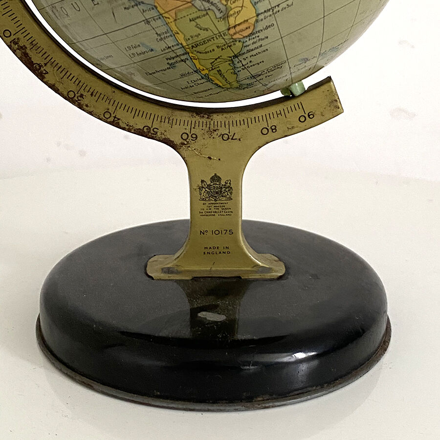 Metallic globe 50's
