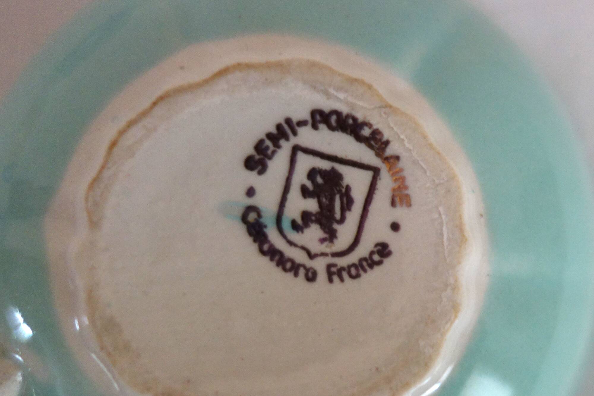 Set of 6 Saint Amand coffee cups, Trianon model, 1950s