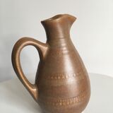 Digoin pitcher