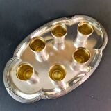 Élégance à l’ancienne : Service à vodka en métal argenté