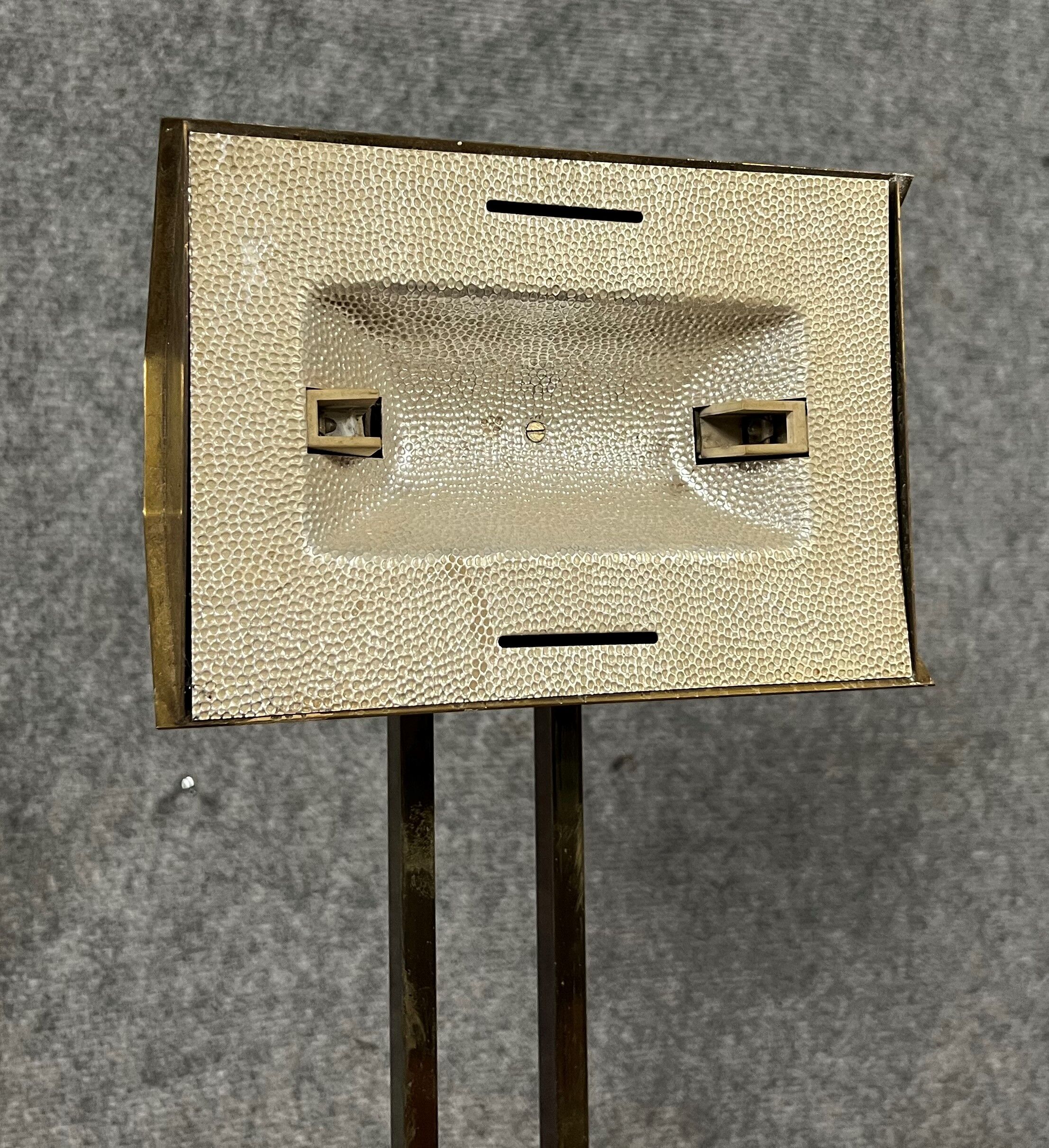 Vintage 60's floor lamp in gilded brass with swivel head