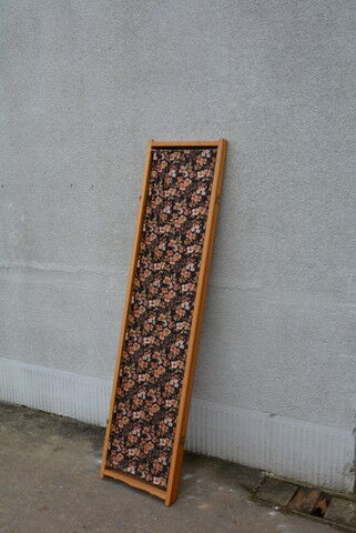 Screen wood and fabric