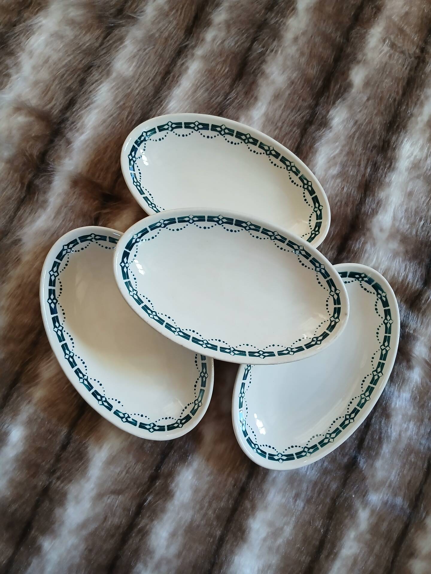 4 antique dishes in ironstone from Badonviller